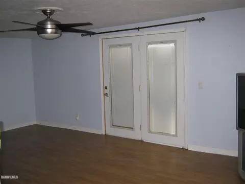 2411 E Angle Rd, Dakota, IL 61018 photo 2