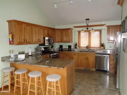 1 E Point Ct, Galena, IL 61036 photo 6