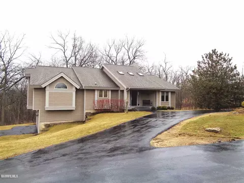 1 E Point Ct, Galena, IL 61036 photo 1