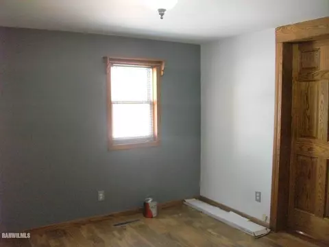 3864 E River Rd, Freeport, IL 61032 photo 7