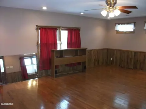 3864 E River Rd, Freeport, IL 61032 photo 19