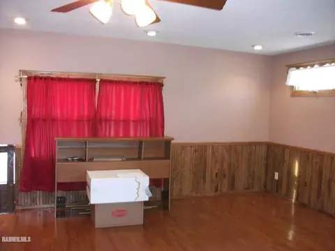 3864 E River Rd, Freeport, IL 61032 photo 10