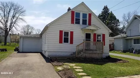 414 W 5th St, Pecatonica, IL 61063 photo 1