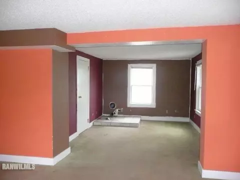 217 E Mason, Lena, IL 61048 photo 10