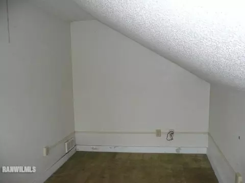 217 E Mason, Lena, IL 61048 photo 21