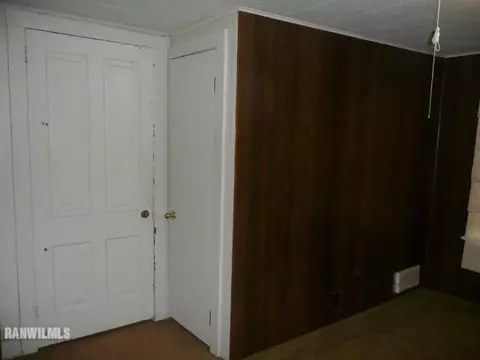 217 E Mason, Lena, IL 61048 photo 16