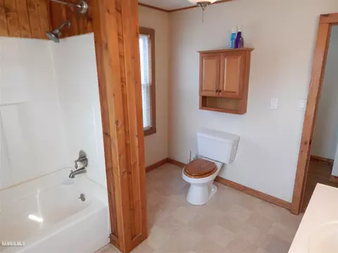 214 S Jackson St, Mount Carroll, IL 61053 photo 12