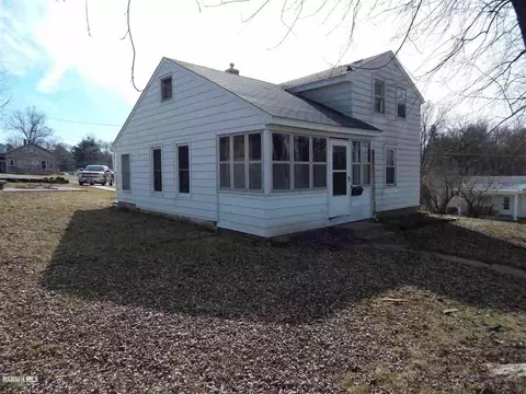 214 S Jackson St, Mount Carroll, IL 61053 photo 16