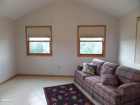 1-118 R Kidds Ct, Lanark, IL 61046 photo 7