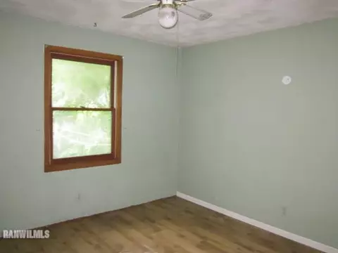 409 Maple St, Lena, IL 61048 photo 10