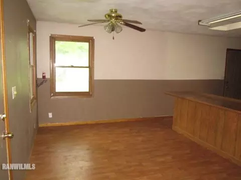 409 Maple St, Lena, IL 61048 photo 8