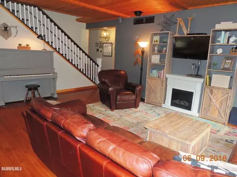 12787 N Davis Rd, Davis, IL 61019 photo 5