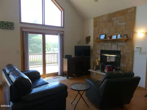 19-23 Hidden Valley Dr, Lanark, IL 61046 photo 4
