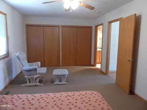 19-23 Hidden Valley Dr, Lanark, IL 61046 photo 13