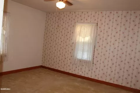1112 W Main St, Thomson, IL 61285 photo 9