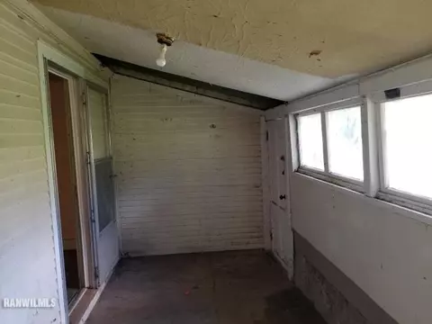 307 W Spring St, Mount Carroll, IL 61053 photo 6