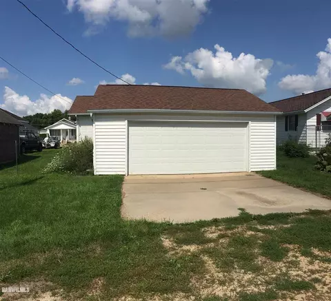 302 Maple St, Hanover, IL 61041 photo 2