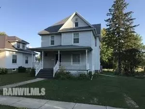 523 E Locust, Lanark, IL 61046 photo 1