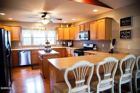1102 Drexel Ave, Lake Summerset, IL 61019 photo 3