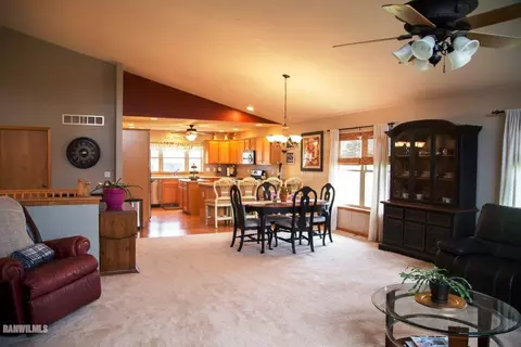 1102 Drexel Ave, Lake Summerset, IL 61019 photo 5