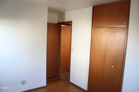3243 W Knox Dr, Freeport, IL 61032 photo 8