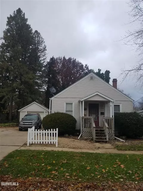 516 W Dewey, Freeport, IL 61032 photo 1