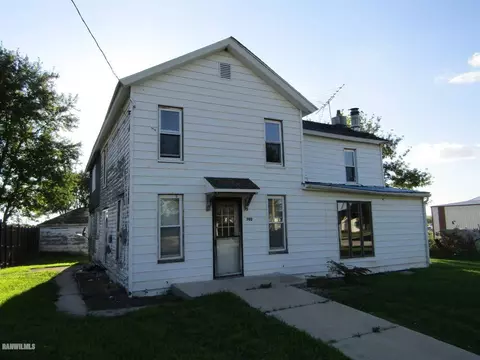 702 N Broad St, Lanark, IL 61046 photo 1