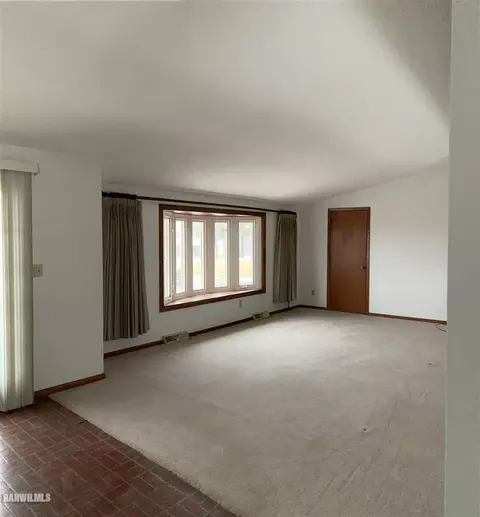 10635 Loop Rd, Savanna, IL 61074 photo 6