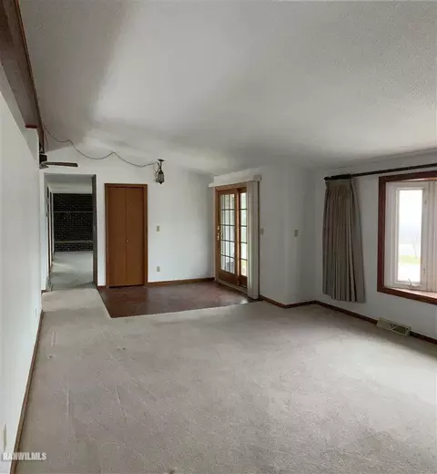 10635 Loop Rd, Savanna, IL 61074 photo 7