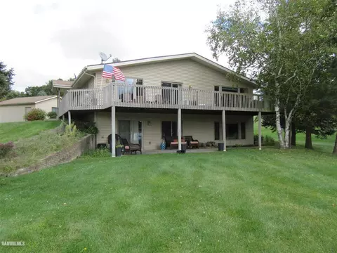 1-67 68 Captains Dr, Lanark, IL 61046 photo 1