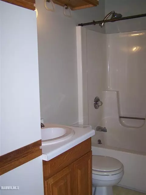 503 Marion, Chadwick, IL 61051 photo 4