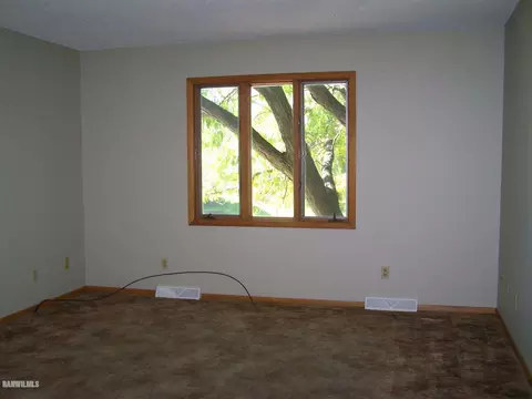 503 Marion, Chadwick, IL 61051 photo 3