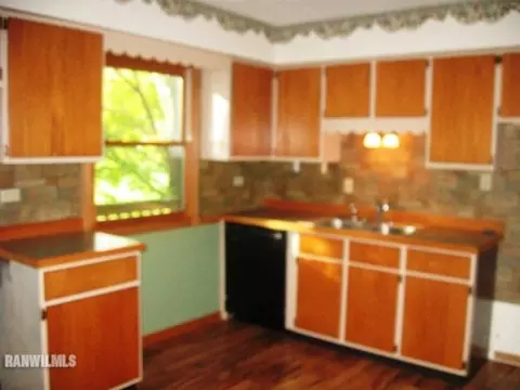2105 Lake Summerset Rd, Davis, IL 61019 photo 4