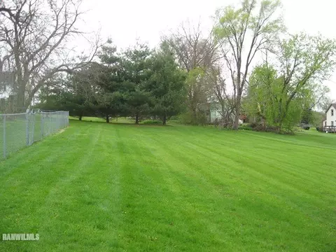 1220 W Cable St, Freeport, IL 61032 photo 12