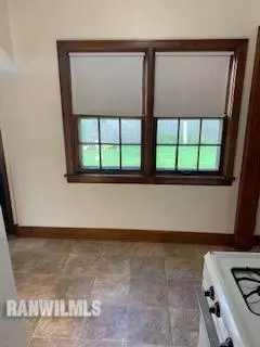 610 Ringold, Freeport, IL 61032 photo 8