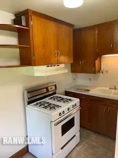610 Ringold, Freeport, IL 61032 photo 9