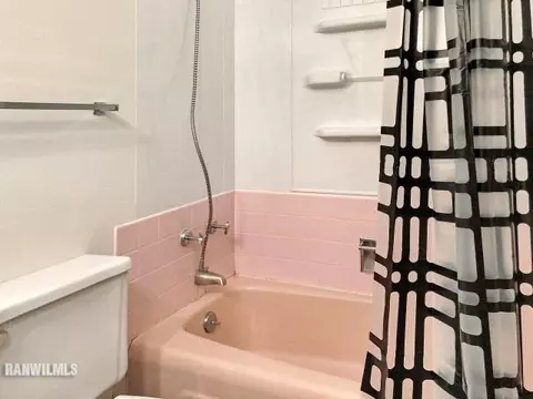 1908 Middlebury Rd, Freeport, IL 61032 photo 18
