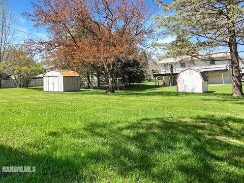 1908 Middlebury Rd, Freeport, IL 61032 photo 6