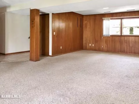 1908 Middlebury Rd, Freeport, IL 61032 photo 19