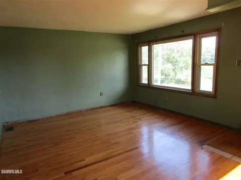 3636 Grove Rd, Pecatonica, IL 61063 photo 2