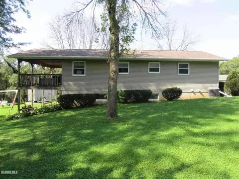 3-472 Heather Ct, Lanark, IL 61046 photo 4