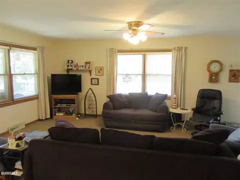 3-472 Heather Ct, Lanark, IL 61046 photo 16