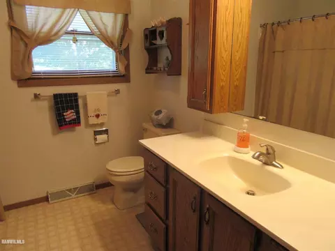 3-472 Heather Ct, Lanark, IL 61046 photo 20