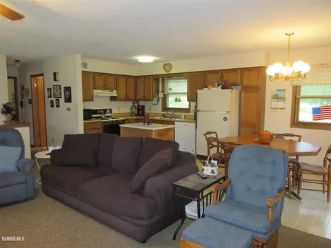 3-472 Heather Ct, Lanark, IL 61046 photo 18