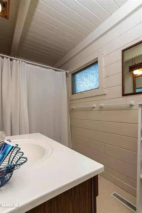 1-65 Captains Dr, Lanark, IL 61046 photo 23