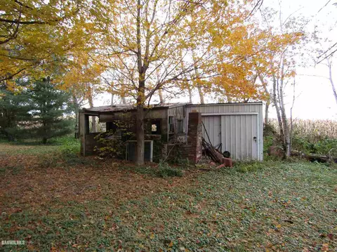 25448 Georgetown Rd, Lanark, IL 61046 photo 9