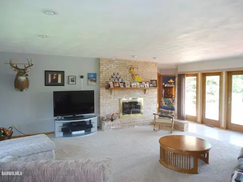 3105 Forest Rd, Freeport, IL 61032 photo 16
