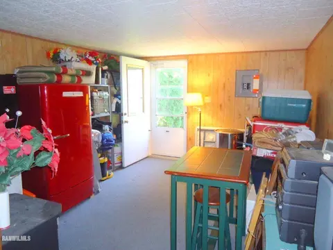 3105 Forest Rd, Freeport, IL 61032 photo 24