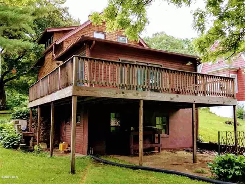 720 S Jackson St, Mount Carroll, IL 61053 photo 8