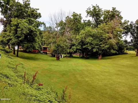 720 S Jackson St, Mount Carroll, IL 61053 photo 3